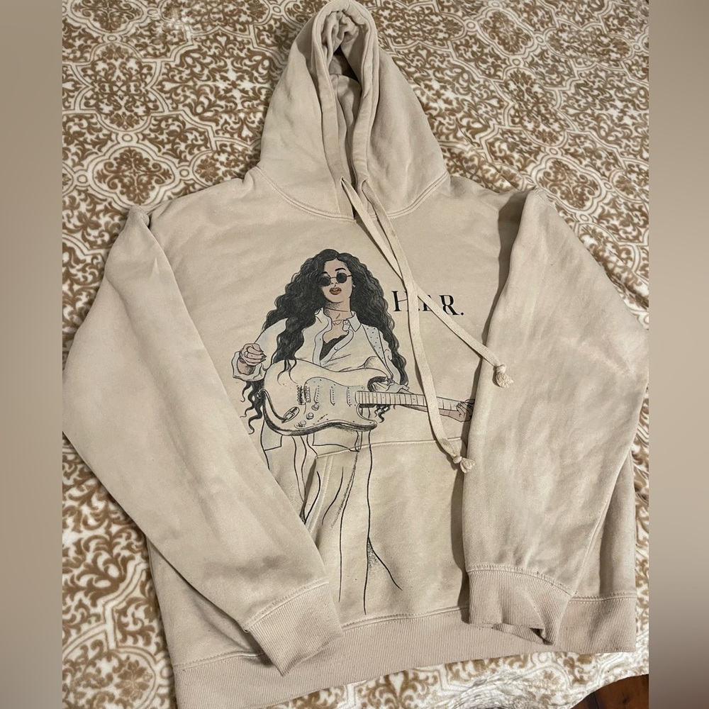 Limited Cozy H.E.R. Beige Pullover Hoodie ✨